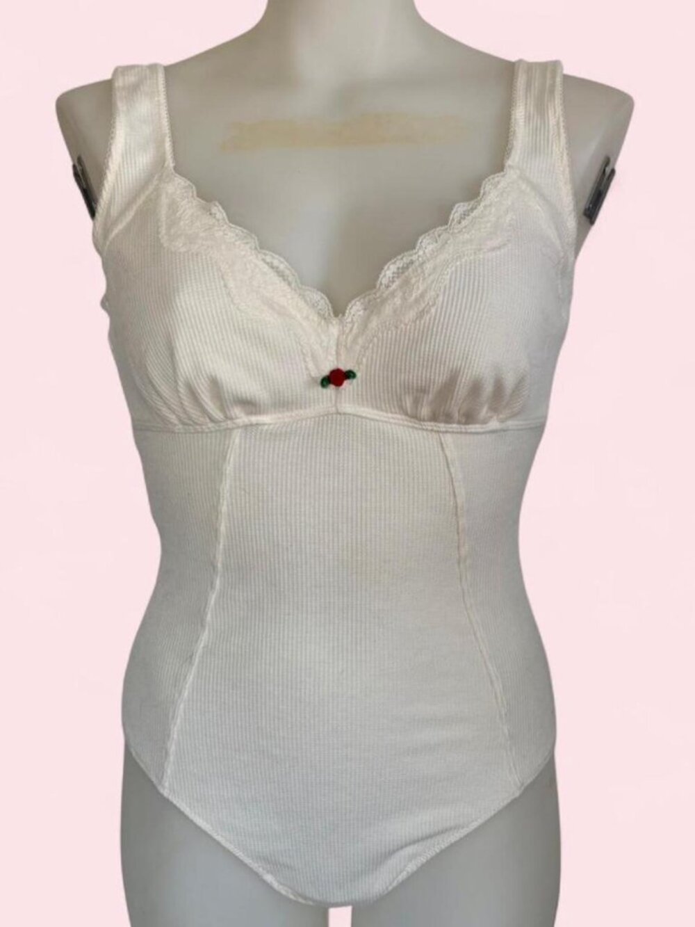 NWOT Colsie cream bodysuit